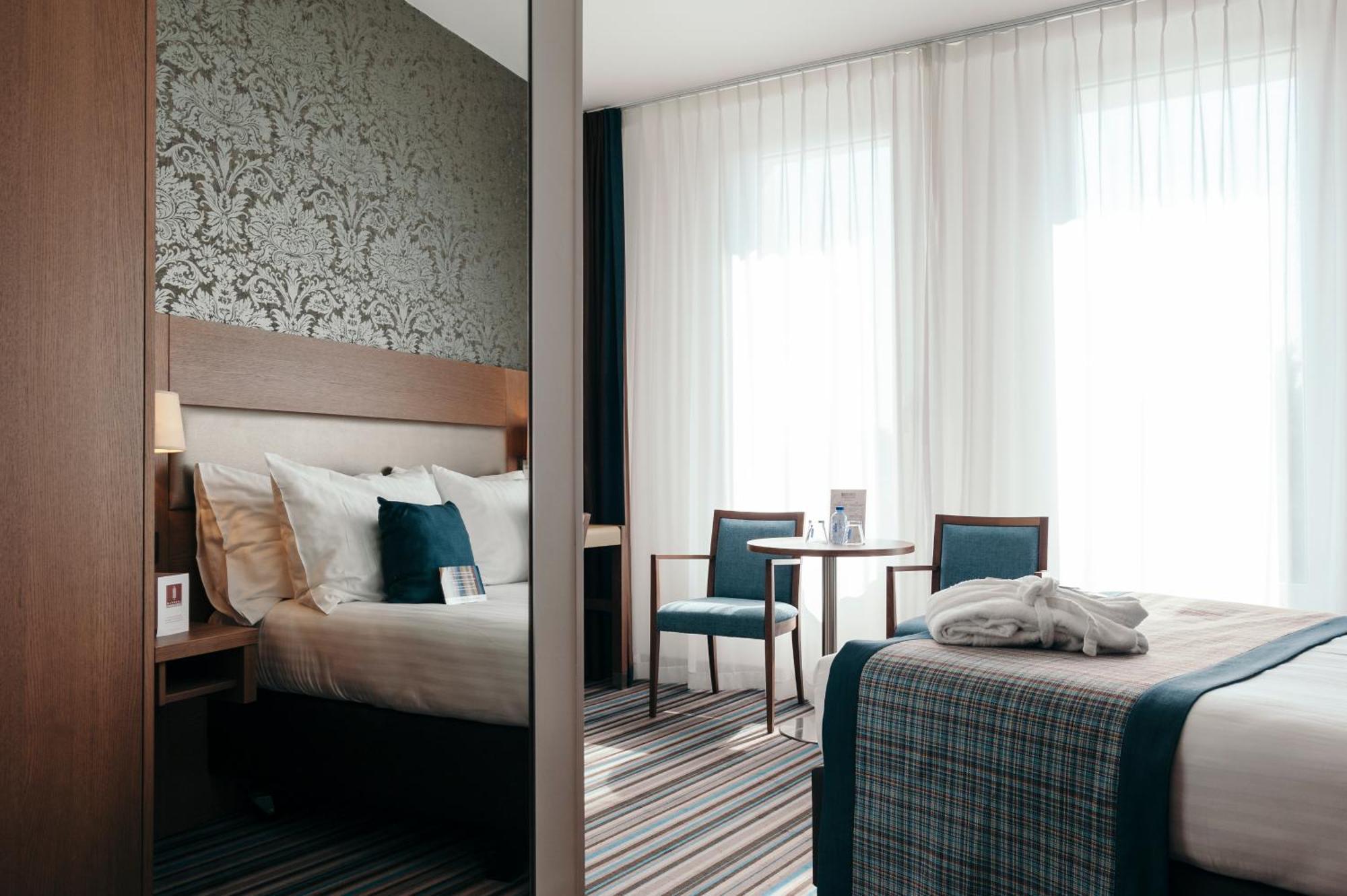 Leopold Hotel Oudenaarde Bagian luar foto