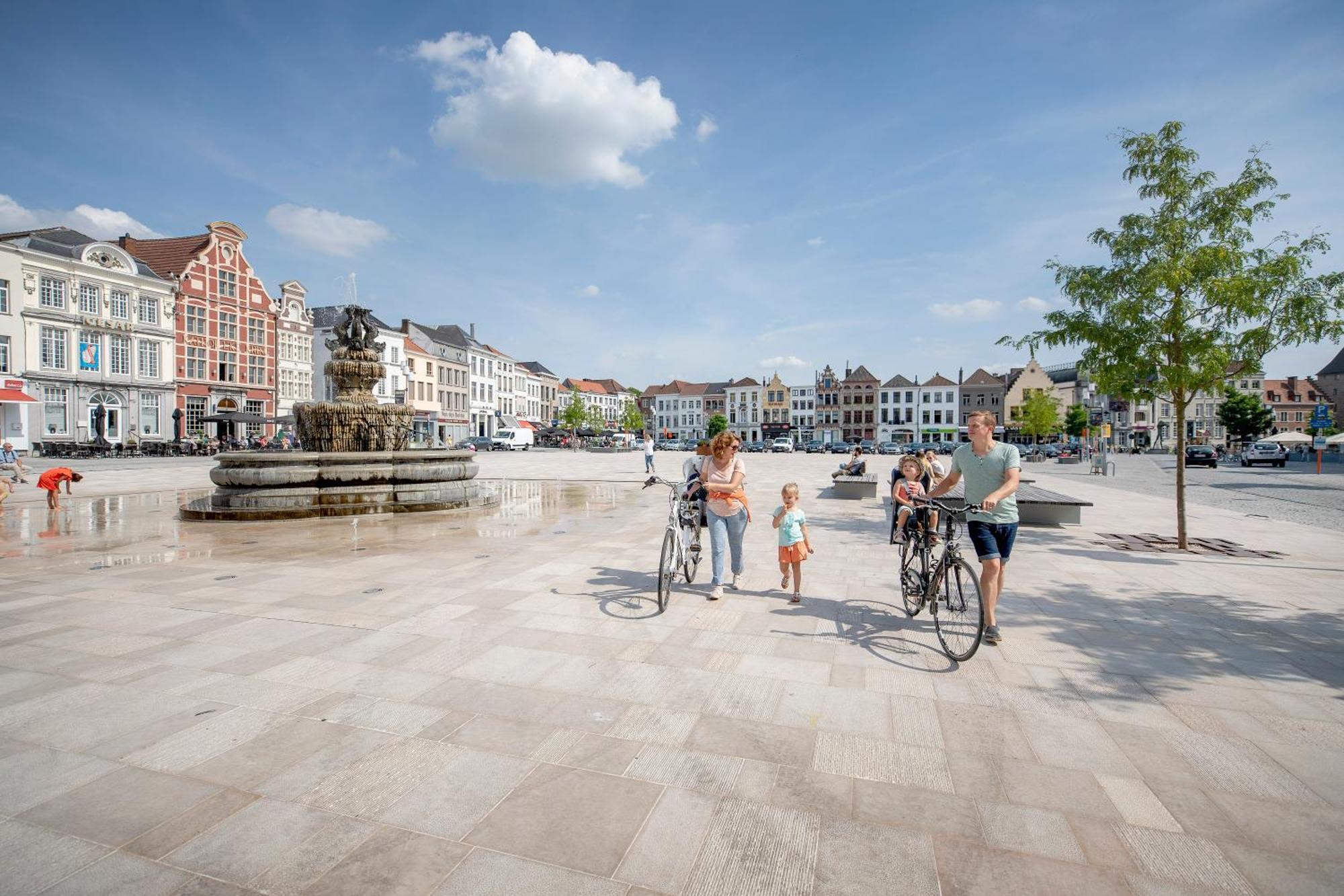Leopold Hotel Oudenaarde Bagian luar foto