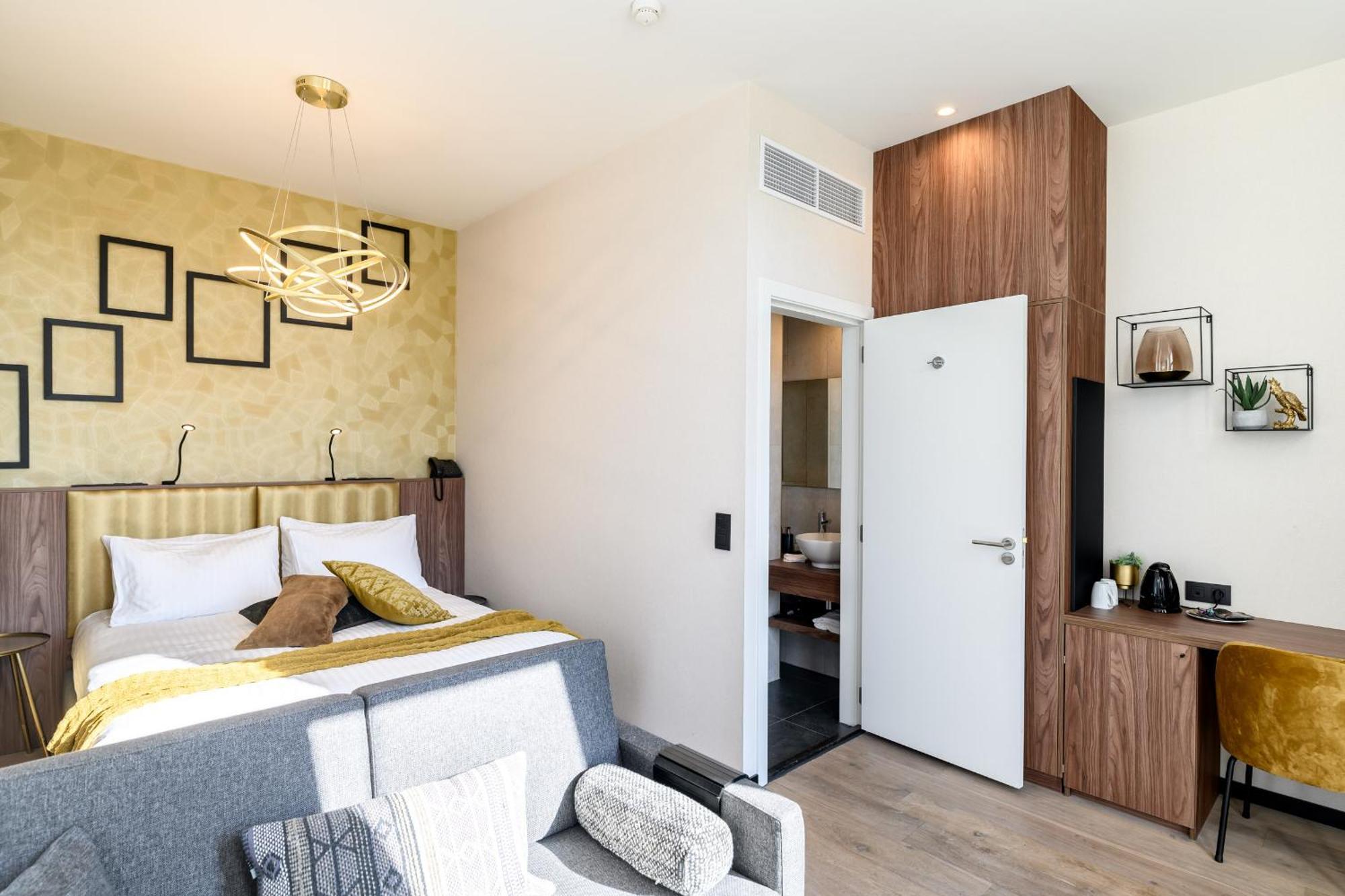 Leopold Hotel Oudenaarde Bagian luar foto